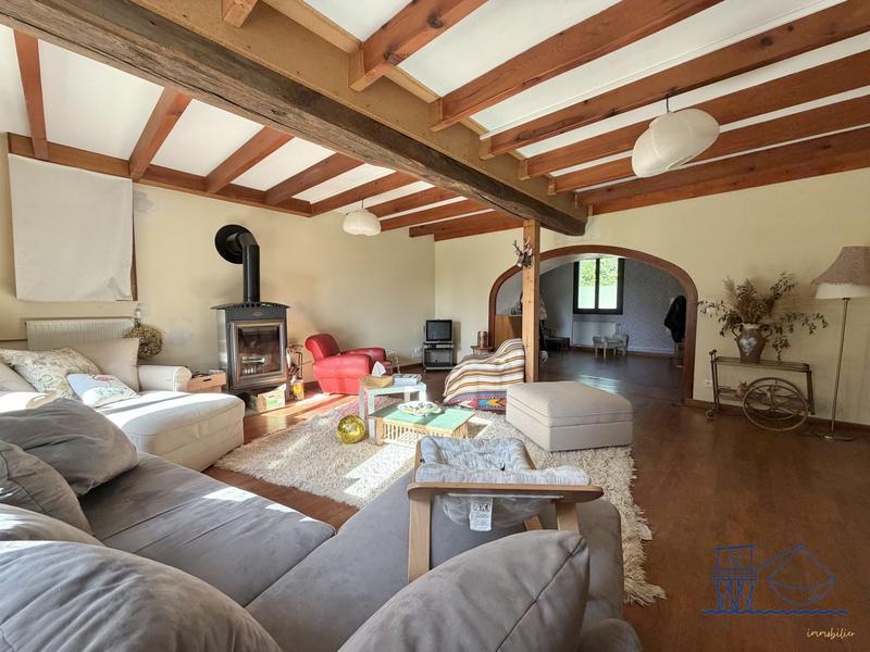 Maison ancienne - 330 m² - 7 pièces