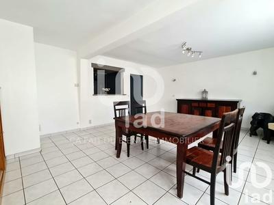 Maison - 215 m² - 8 pièces