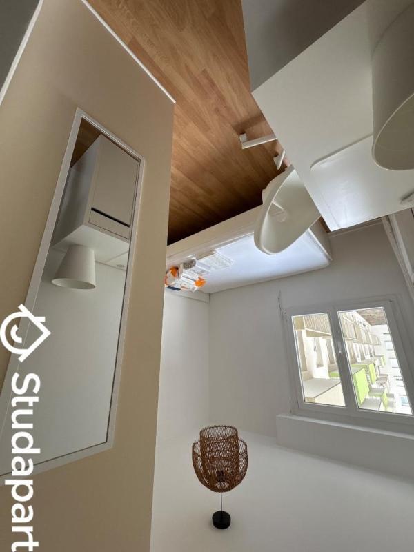 Chambre - 12 m² - 1 pièce