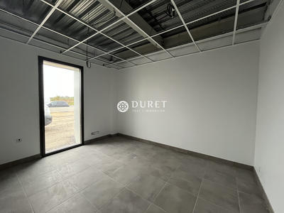 Local d'activités - 285 m²