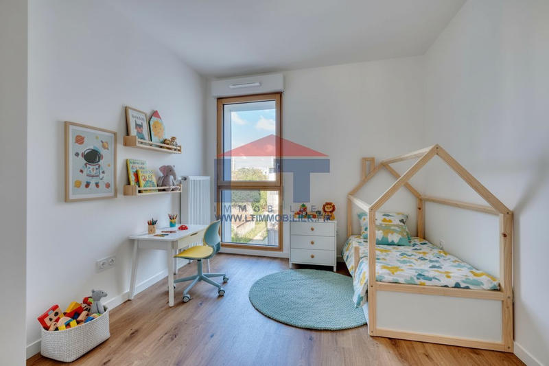 Appartement - 84 m² - 4 pièces