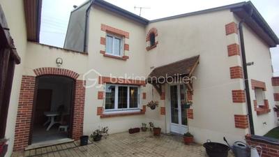 Demeure - 228 m² - 8 pièces