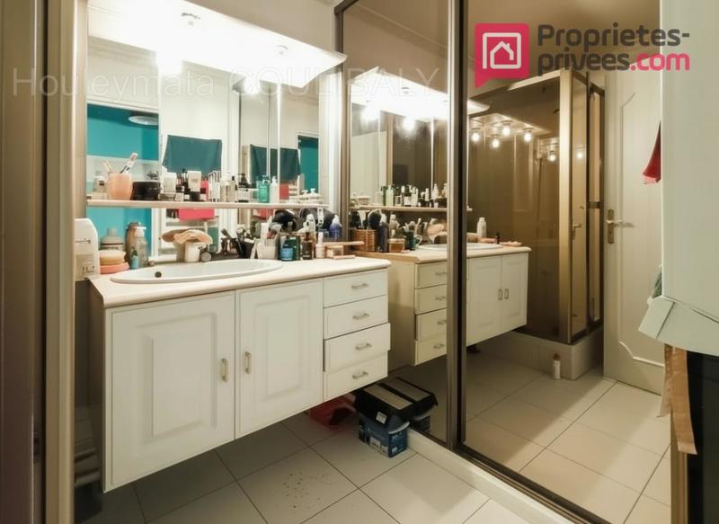 Appartement - 80 m² - 4 pièces