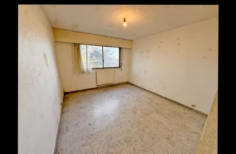 Appartement - 79 m² - 4 pièces