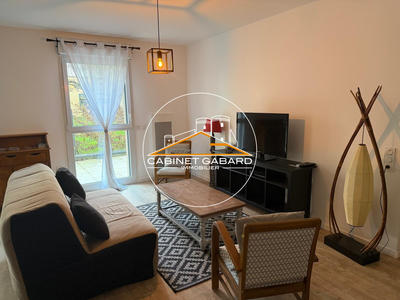 Appartement - 85 m² - 3 pièces