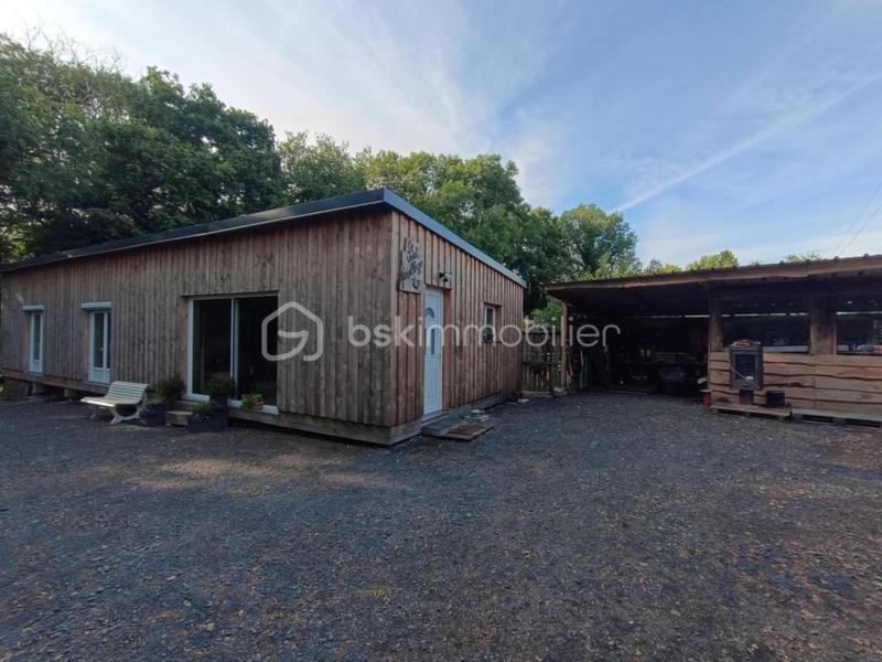 Maison traditionnelle - 87 m² - 4 pièces