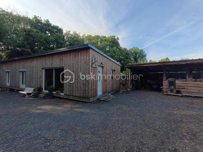 Maison traditionnelle - 87 m² - 4 pièces