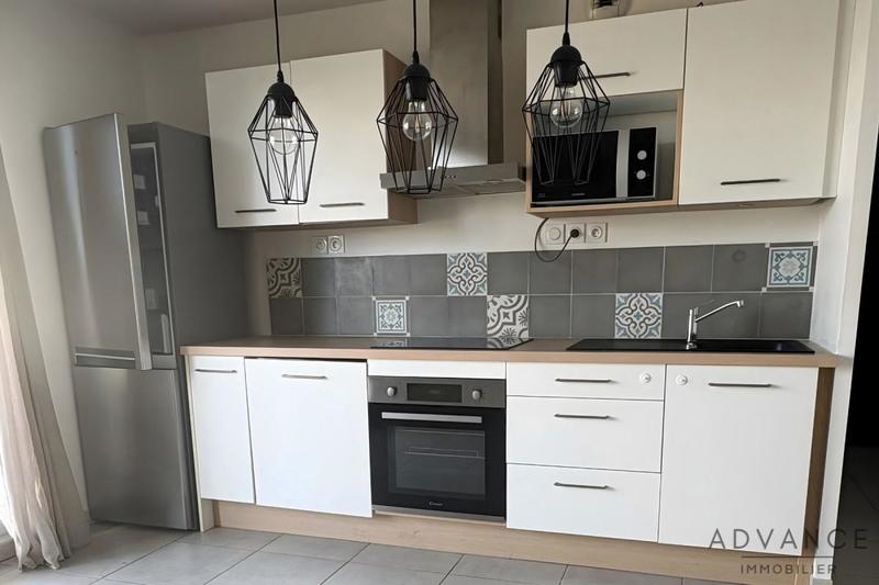 Appartement - 65 m² - 3 pièces