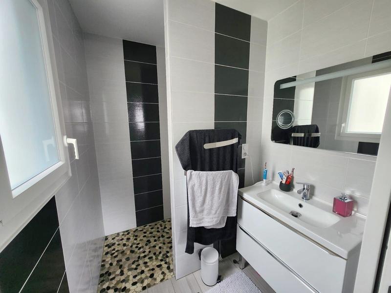 Maison contemporaine - 140 m² - 6 pièces