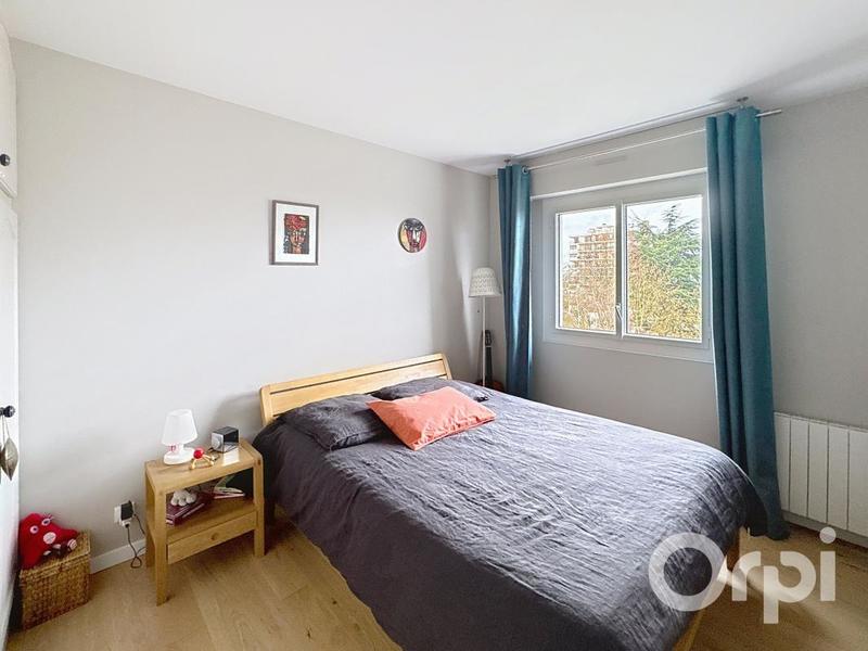 Appartement - 105 m² - 4 pièces