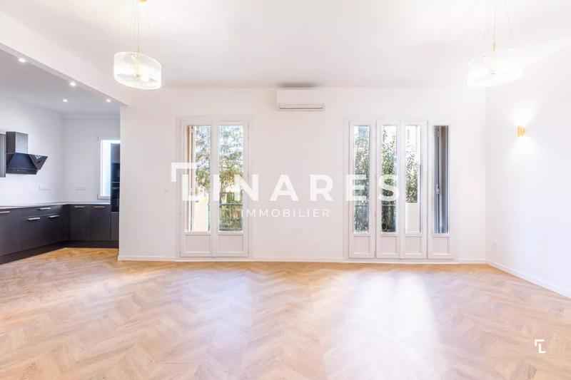 Appartement - 82 m² - 4 pièces