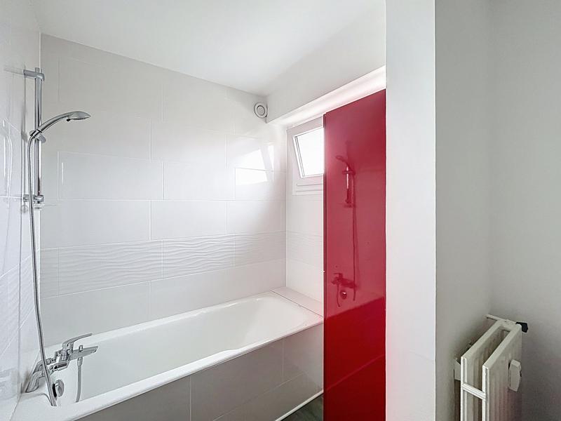 Appartement - 102 m² - 4 pièces