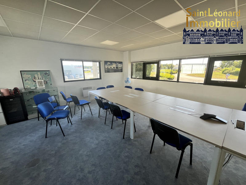 Local d'activités - 2 550 m²