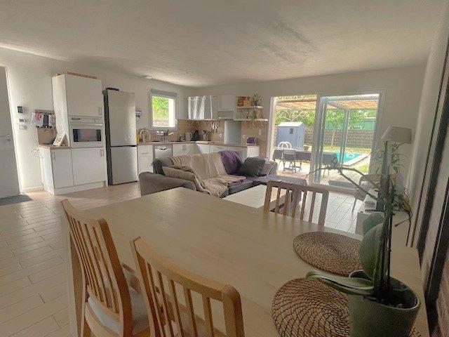 Maison - 80 m² - 4 pièces