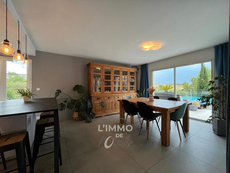 Maison - 200 m² - 6 pièces