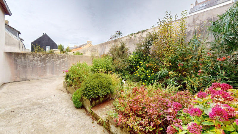 Local commercial - 227 m² - 10 pièces