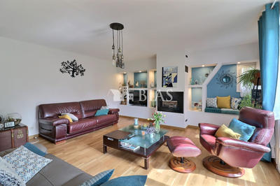 Maison - 152 m² - 6 pièces