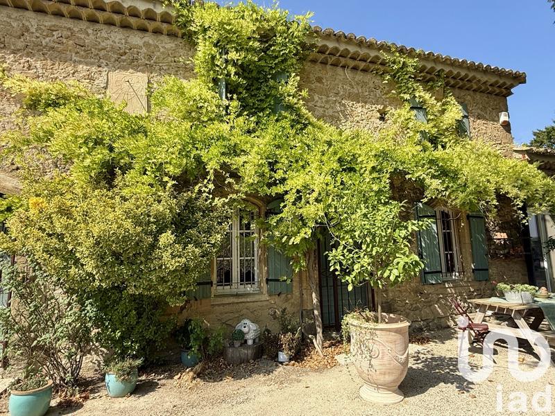 Maison - 250 m² - 7 pièces