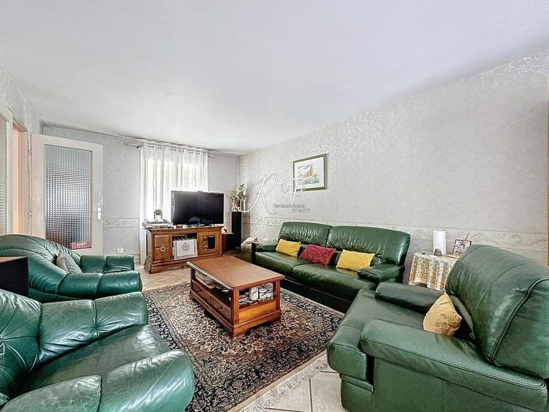 Maison - 95 m² - 5 pièces