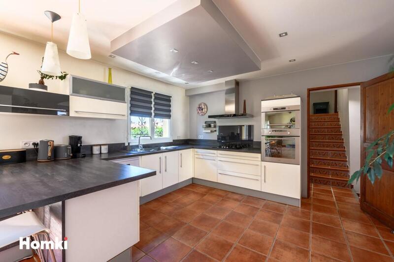 Maison - 140 m² - 6 pièces