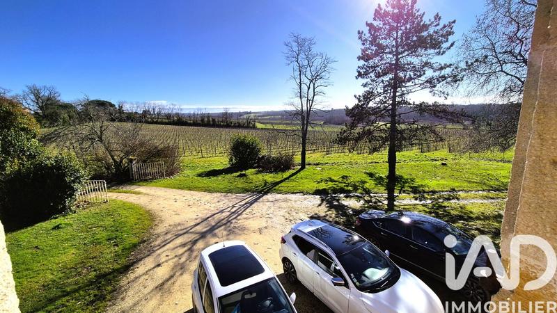 Maison - 379 m² - 10 pièces