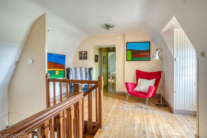 Maison traditionnelle - 152 m² - 5 pièces