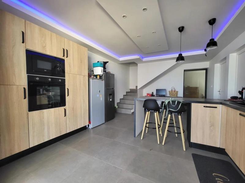 Villa - 100 m² - 4 pièces