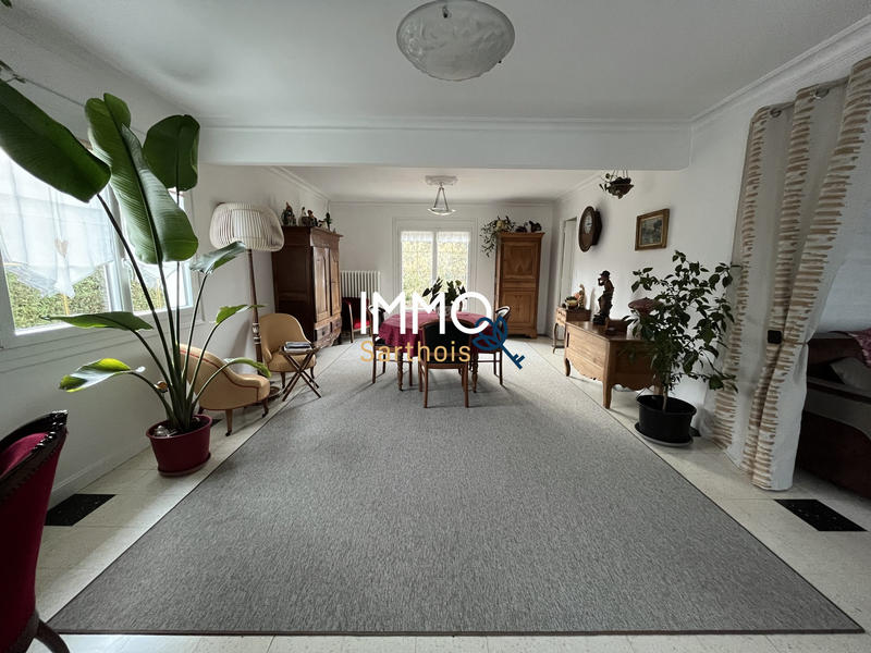 Maison - 184 m² - 6 pièces