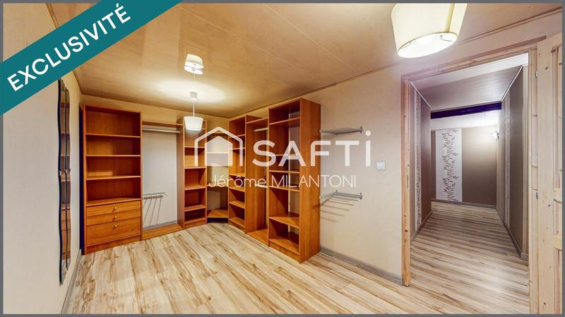 Maison - 311 m² - 10 pièces