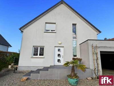 Maison - 156 m² - 5 pièces