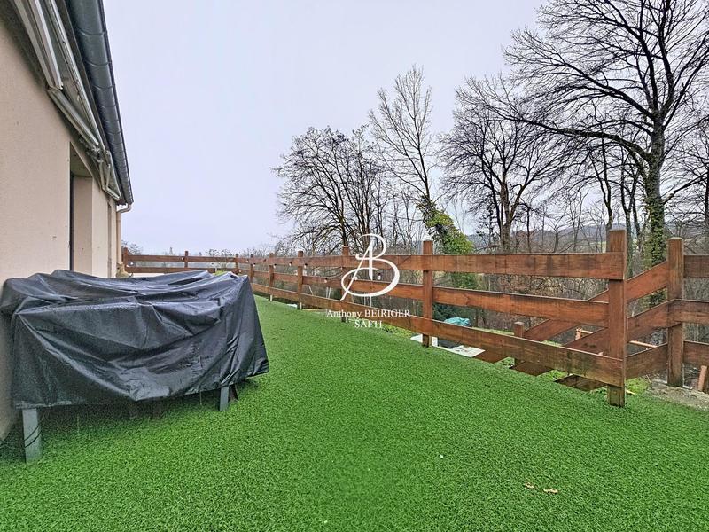 Maison - 102 m² - 5 pièces