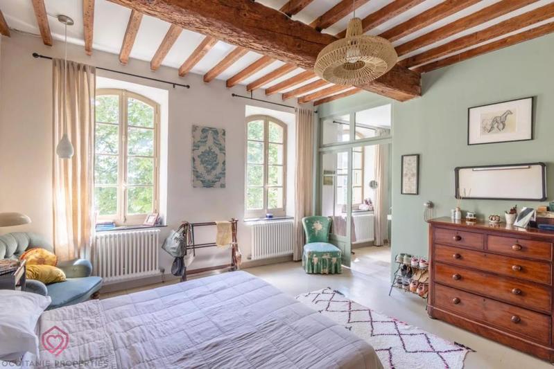Maison de maîtres - 900 m² - 26 pièces