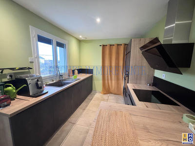 Maison traditionnelle - 96 m² - 5 pièces