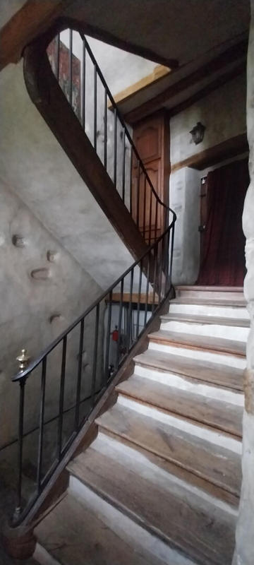 Maison - 245 m² - 6 pièces