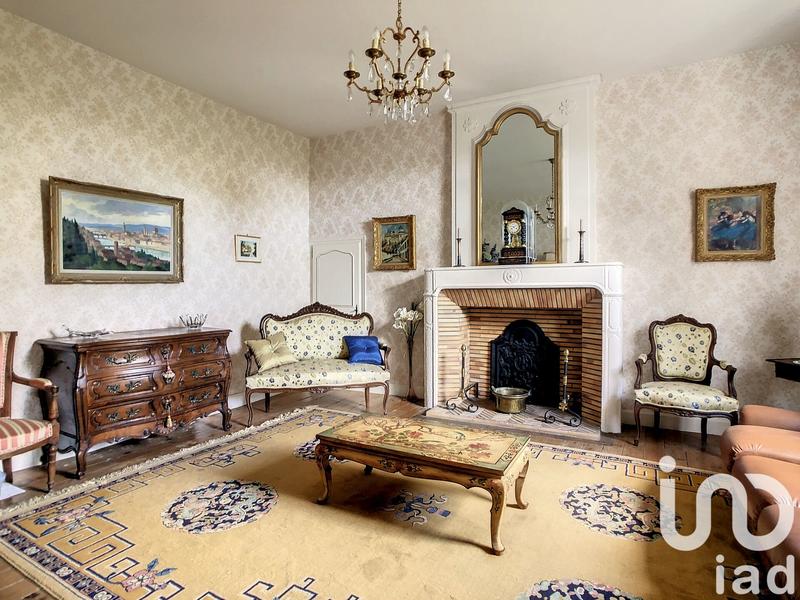 Maison - 259 m² - 10 pièces