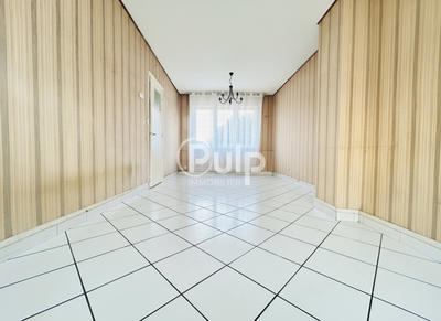 Maison - 75 m² - 5 pièces