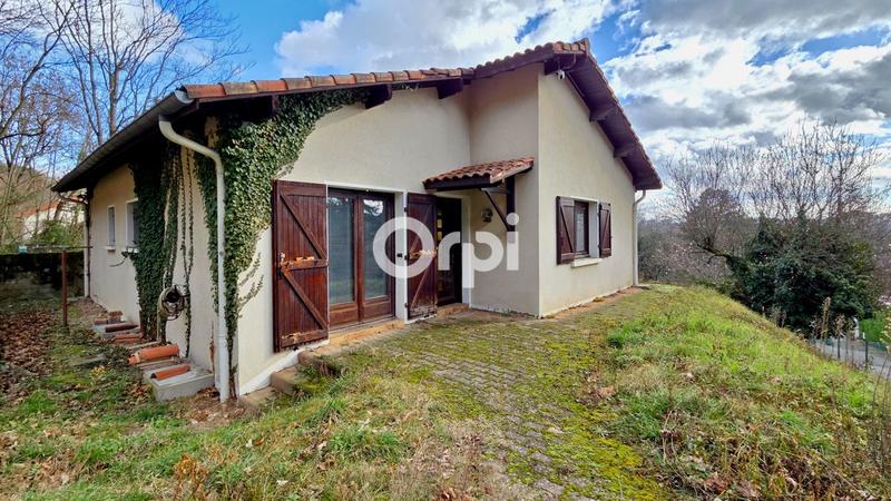 Maison - 110 m² - 4 pièces