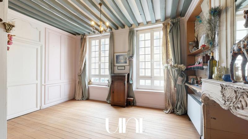 Appartement - 108 m² - 5 pièces