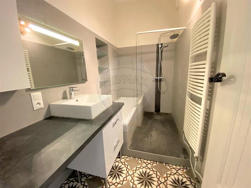 Appartement - 90 m² - 3 pièces