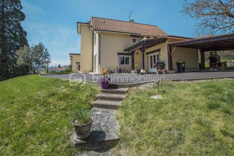 Villa - 280 m² - 10 pièces