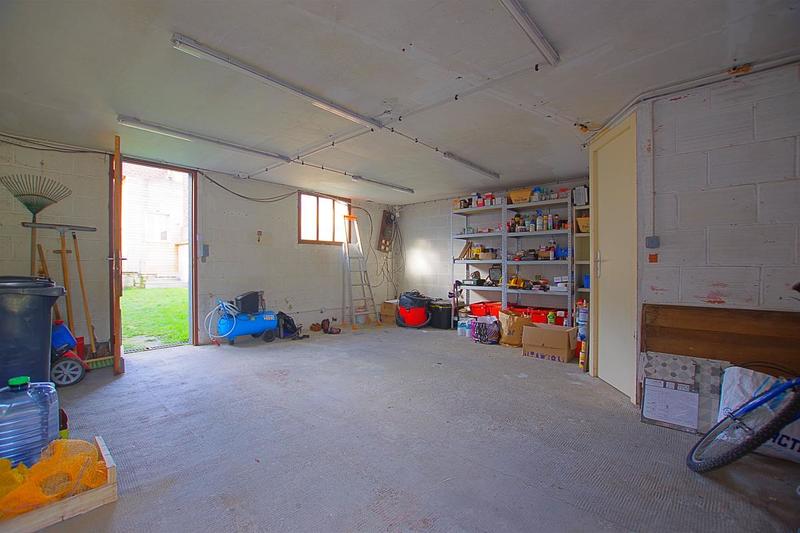 Maison - 180 m² - 6 pièces