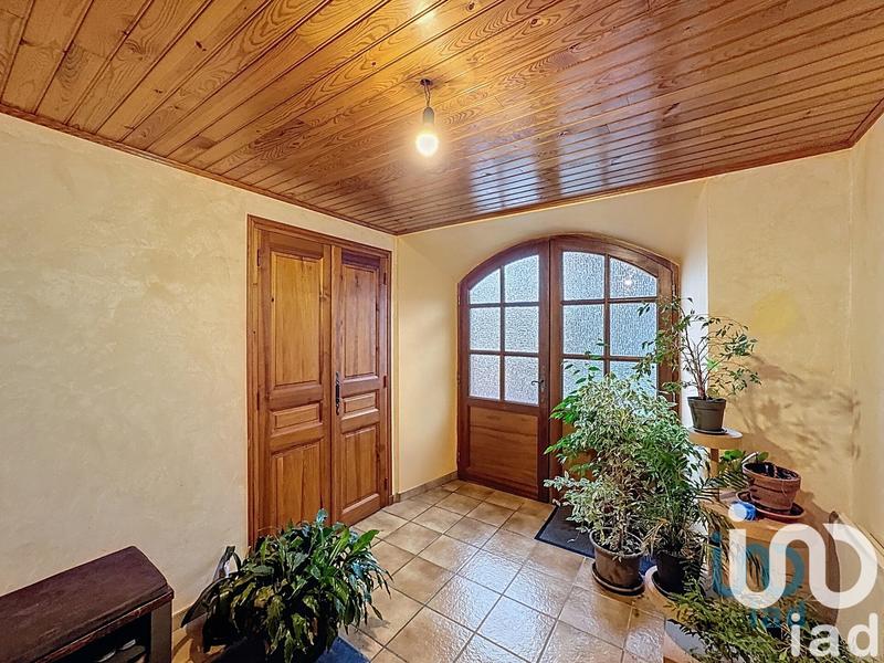 Maison - 210 m² - 7 pièces