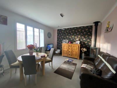 Maison - 89 m² - 4 pièces