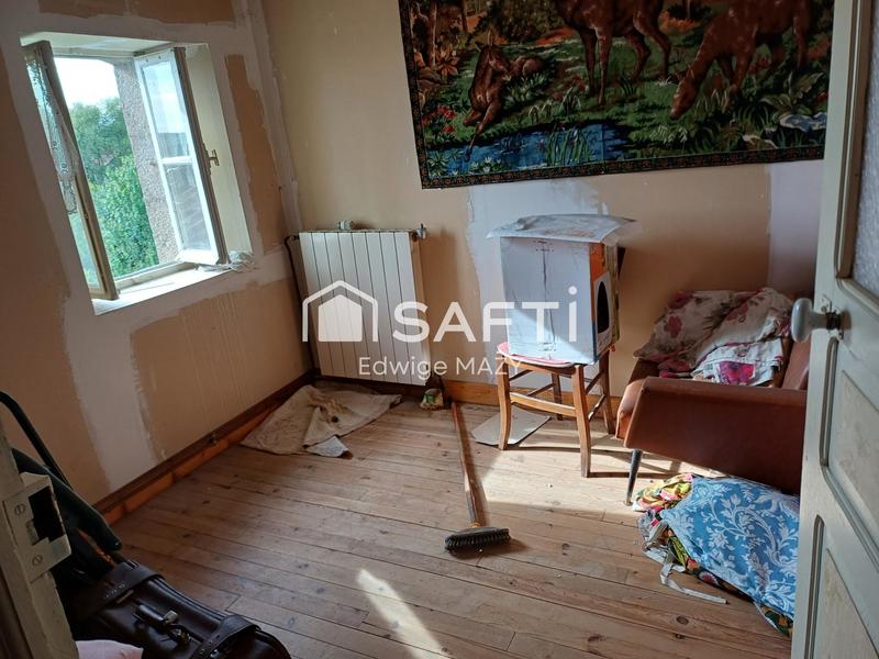 Maison - 90 m² - 5 pièces