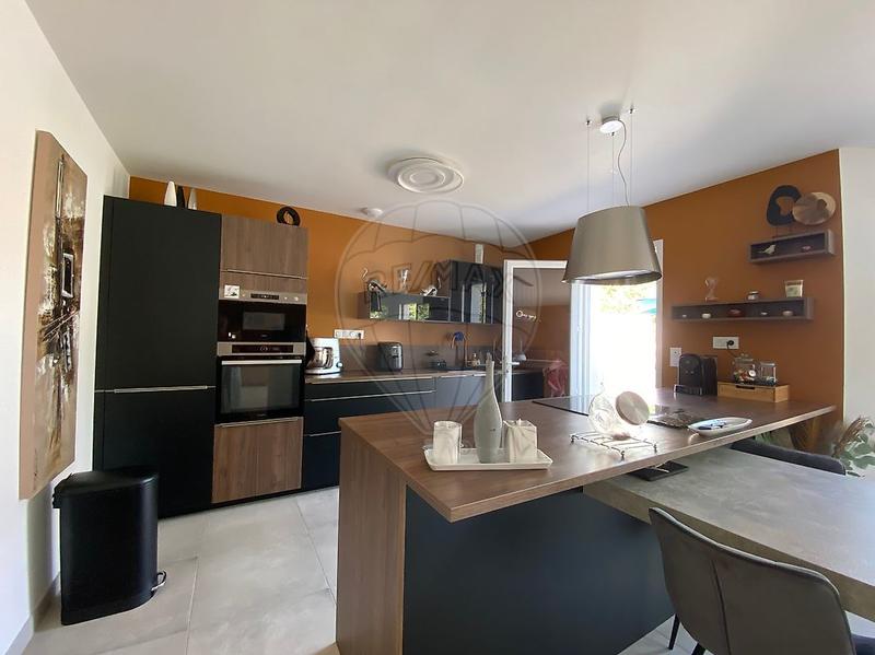 Maison - 108 m² - 4 pièces