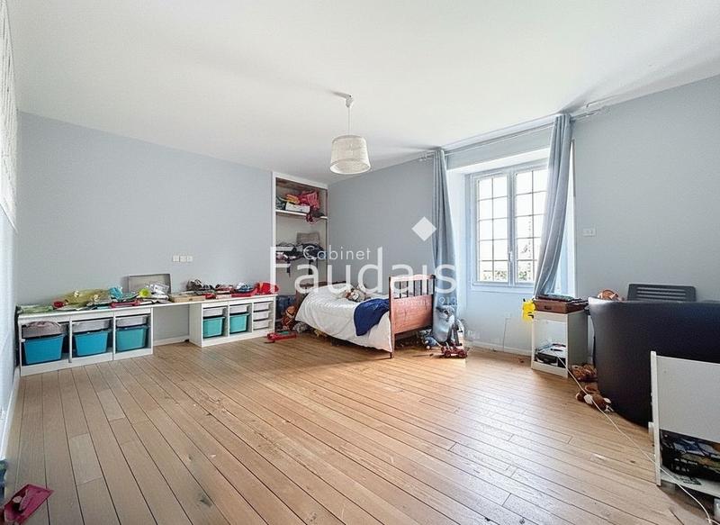 Maison - 159 m² - 6 pièces