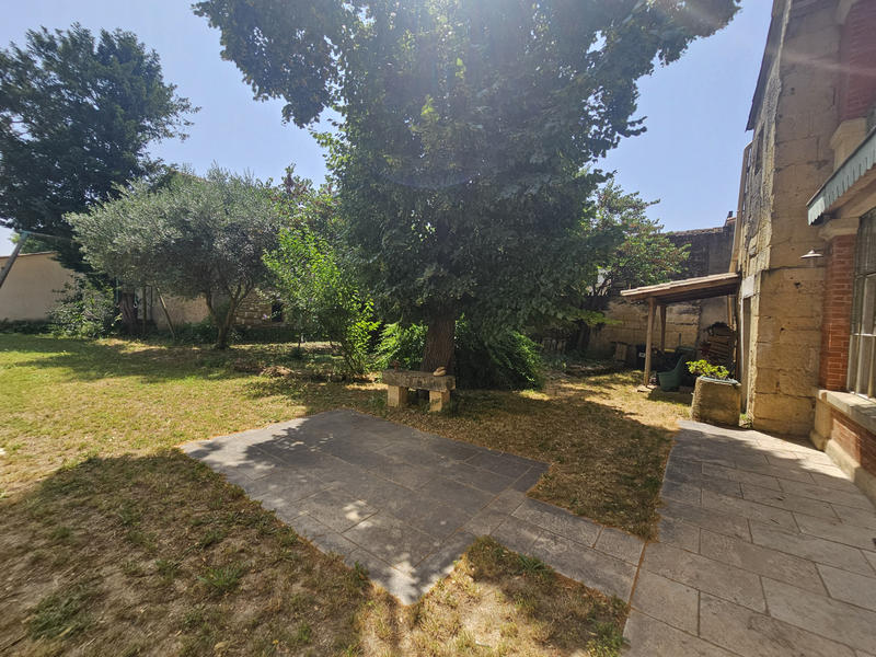 Maison de village - 218 m² - 8 pièces