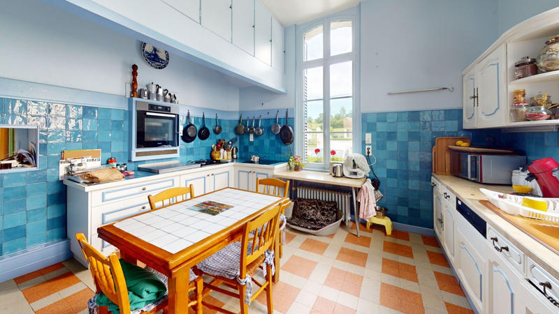 Demeure - 354 m² - 11 pièces