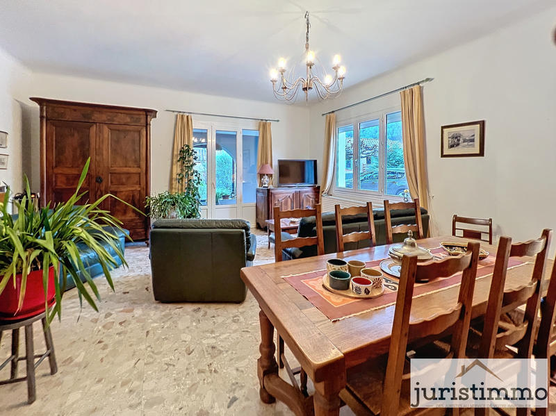 Villa - 120 m² - 5 pièces