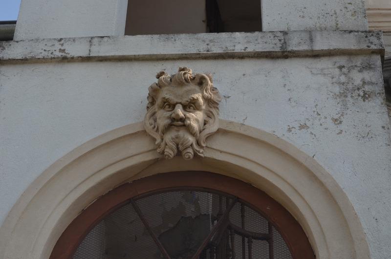 Maison - 295 m² - 10 pièces